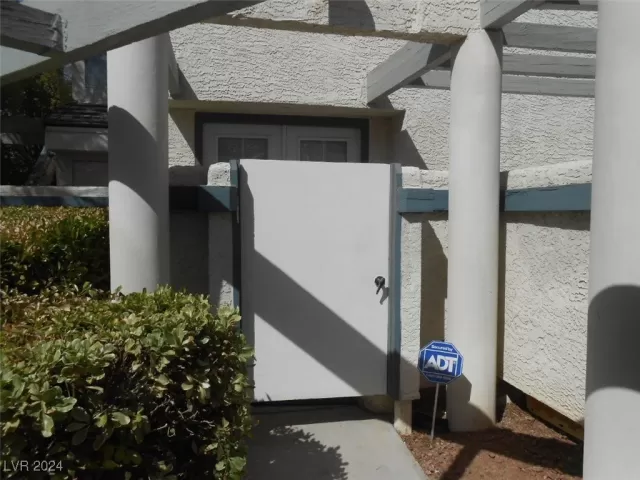 MLS: 2618458 Condo For Sale