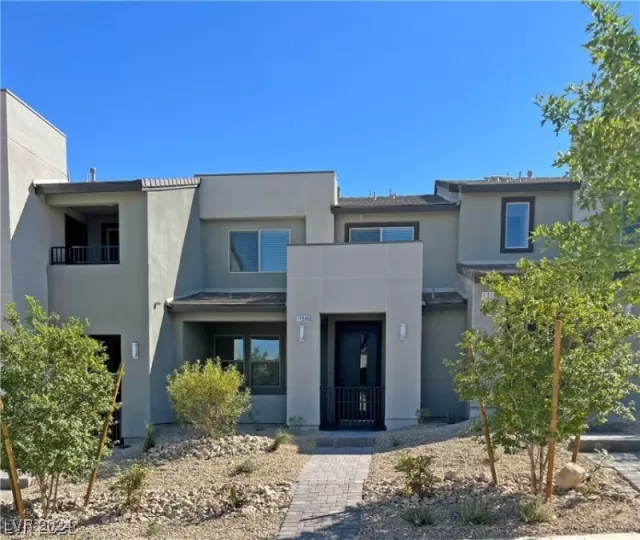 MLS: 2618470 Condo For Sale