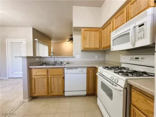 Photo #5: 2618473 Listing 
