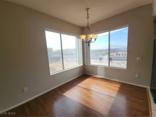 Photo #5: 2618480 Listing 