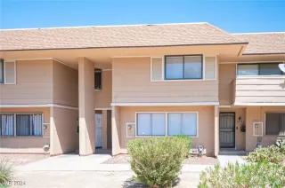 Photo #4: 2618490 Listing