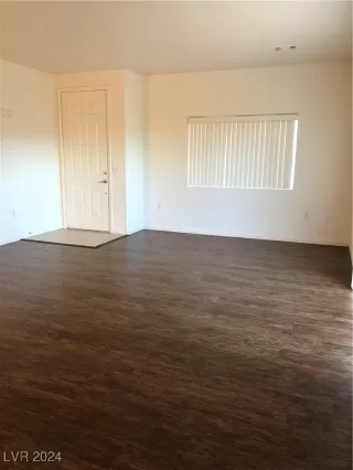 Photo #4: 2618502 Listing 