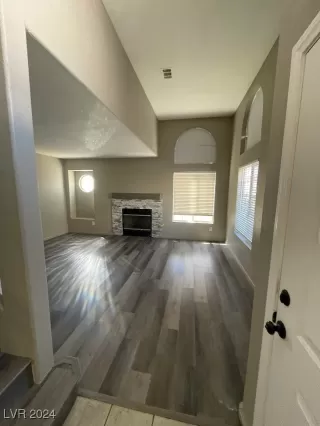 Photo #1: 2618509 Listing 