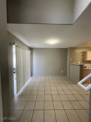 Photo #5: 2618509 Listing 