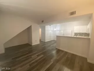 Photo #2: 2618532 Listing 