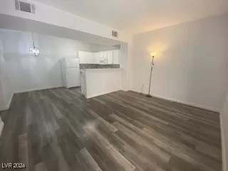 Photo #3: 2618532 Listing 