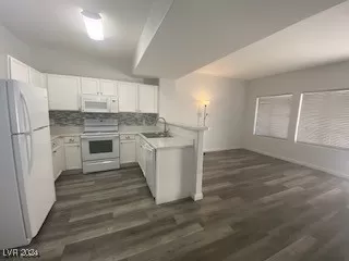 Photo #4: 2618532 Listing 