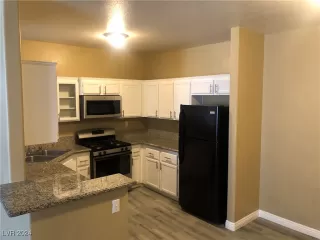 Photo #6: 2618575 Listing 