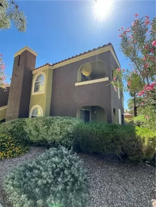 Photo #1: 2618580 Listing