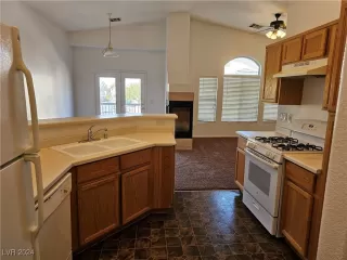 Photo #3: 2618602 Listing 