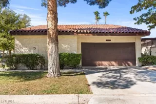 Photo #2: 2618662 Listing