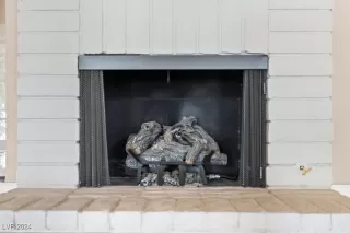 Photo #6: 2618662 Listing