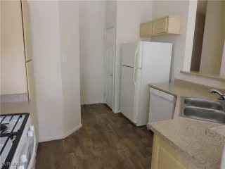 Photo #6: 2618691 Listing 