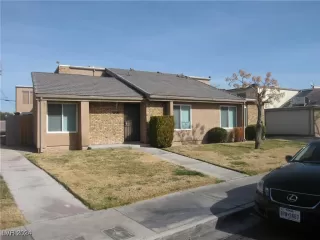 Photo #2: 2618712 Listing 