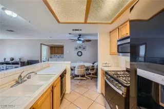 Photo #5: 2618720 Listing