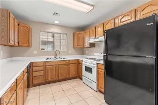 Photo #6: 2618731 Listing