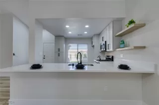 Photo #3: 2618765 Listing 