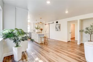 Photo #6: 2618777 Listing 