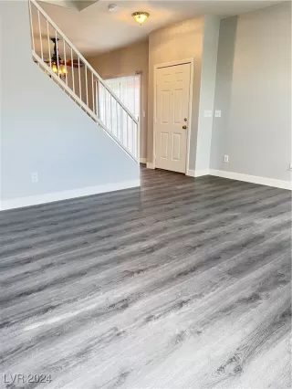 Photo #2: 2618781 Listing 
