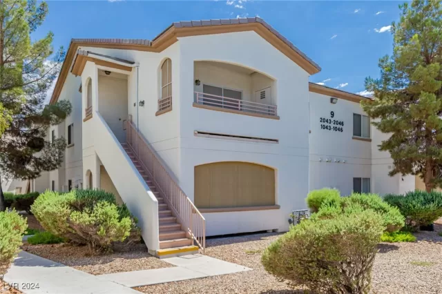 MLS: 2618817 Condo For Sale