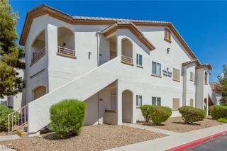 Photo #2: 2618817 Listing 