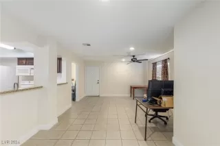 Photo #3: 2618835 Listing 