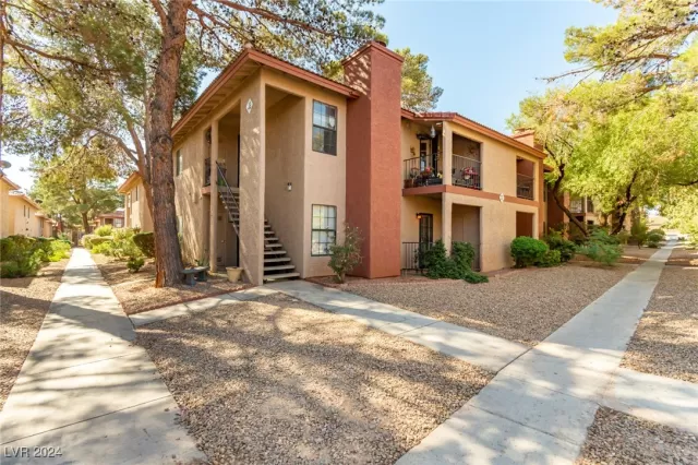 MLS: 2618869 Condo For Sale