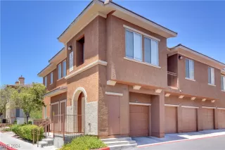 Photo #1: 2618883 Listing 