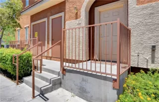 Photo #3: 2618883 Listing 