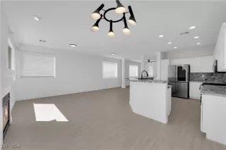 Photo #6: 2618911 Listing 