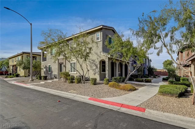 MLS: 2618978 Condo For Sale