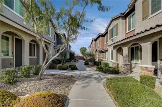 Photo #1: 2618978 Listing