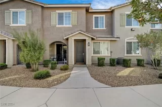 Photo #4: 2618978 Listing