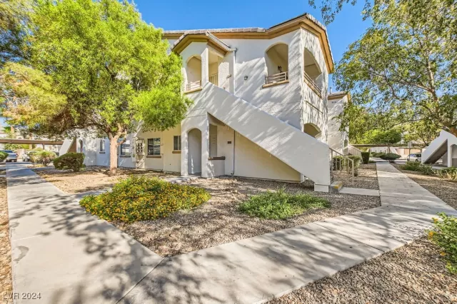 MLS: 2619001 Condo For Sale