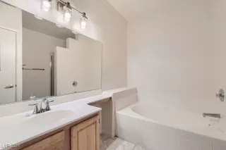 Photo #3: 2619001 Listing