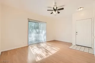 Photo #6: 2619001 Listing