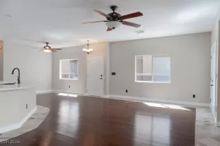 Photo #3: 2619047 Listing 