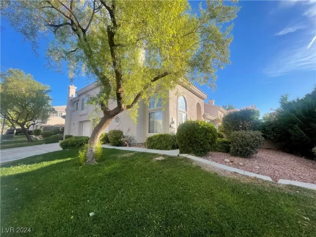 MLS: 2619057 Condo For Sale