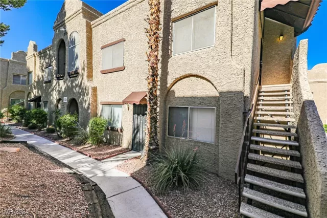 MLS: 2619095 Condo For Sale