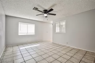 Photo #4: 2619095 Listing 