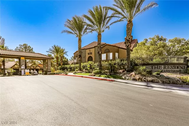 MLS: 2619099 Condo For Sale