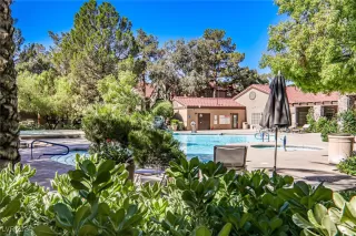 Photo #1: 2619099 Listing 