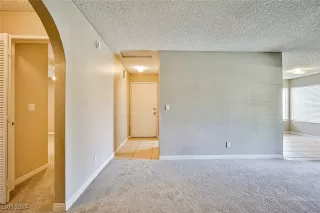 Photo #4: 2619099 Listing 