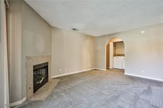 Photo #5: 2619099 Listing 