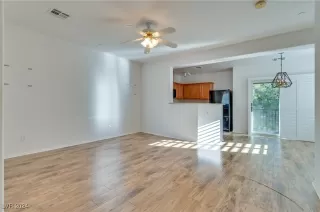 Photo #6: 2619110 Listing 