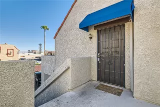 Photo #1: 2619119 Listing 