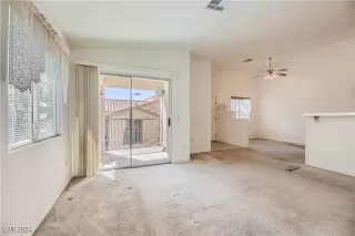 Photo #6: 2619132 Listing