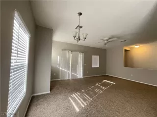 Photo #3: 2619137 Listing 