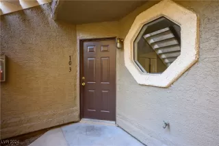 Photo #2: 2619181 Listing