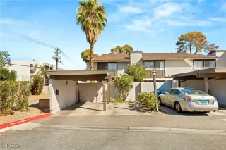 Photo #4: 2619182 Listing